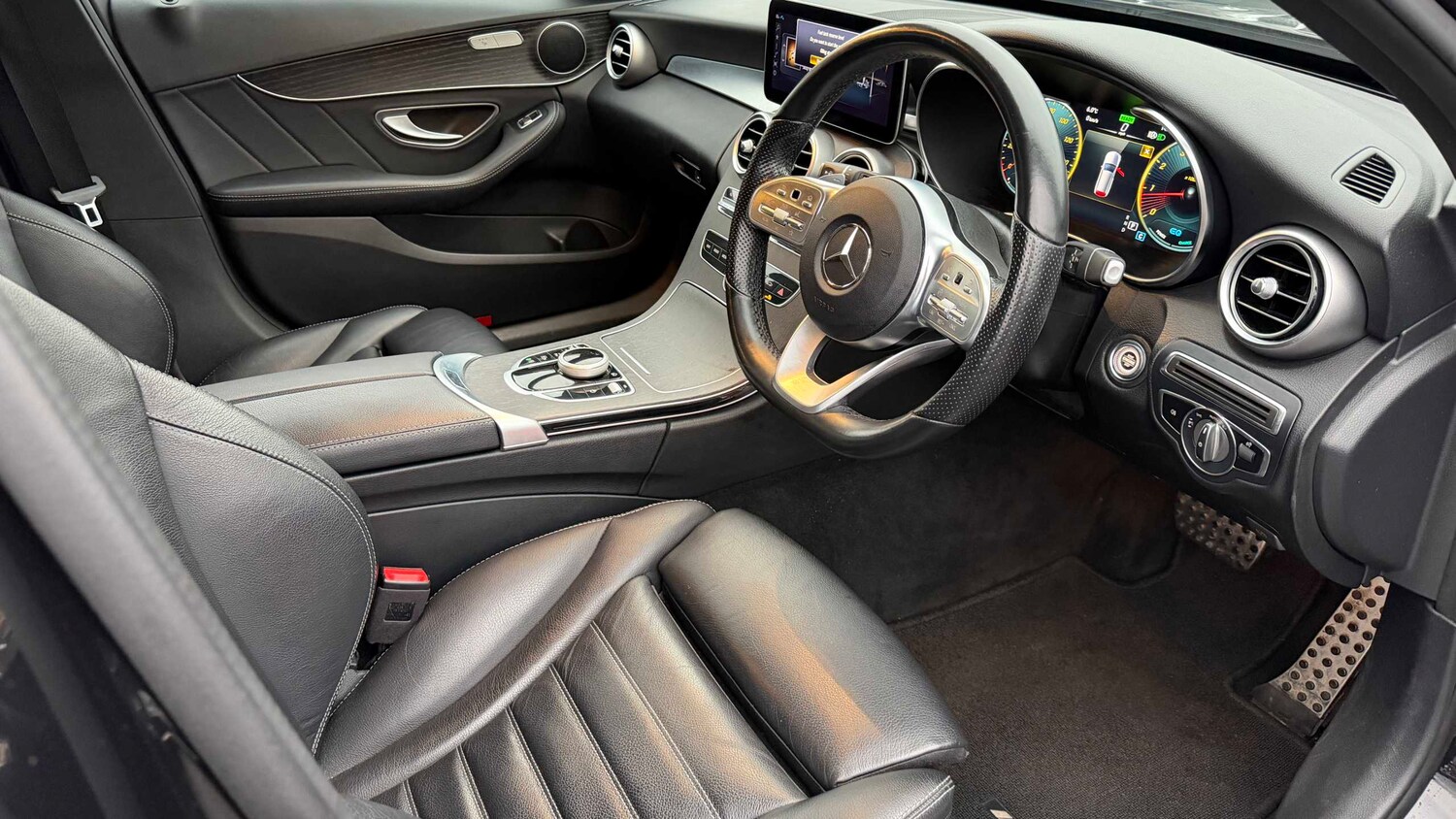 Used Mercedes-Benz C Class 2020 for sale - 77859175: Photo 8