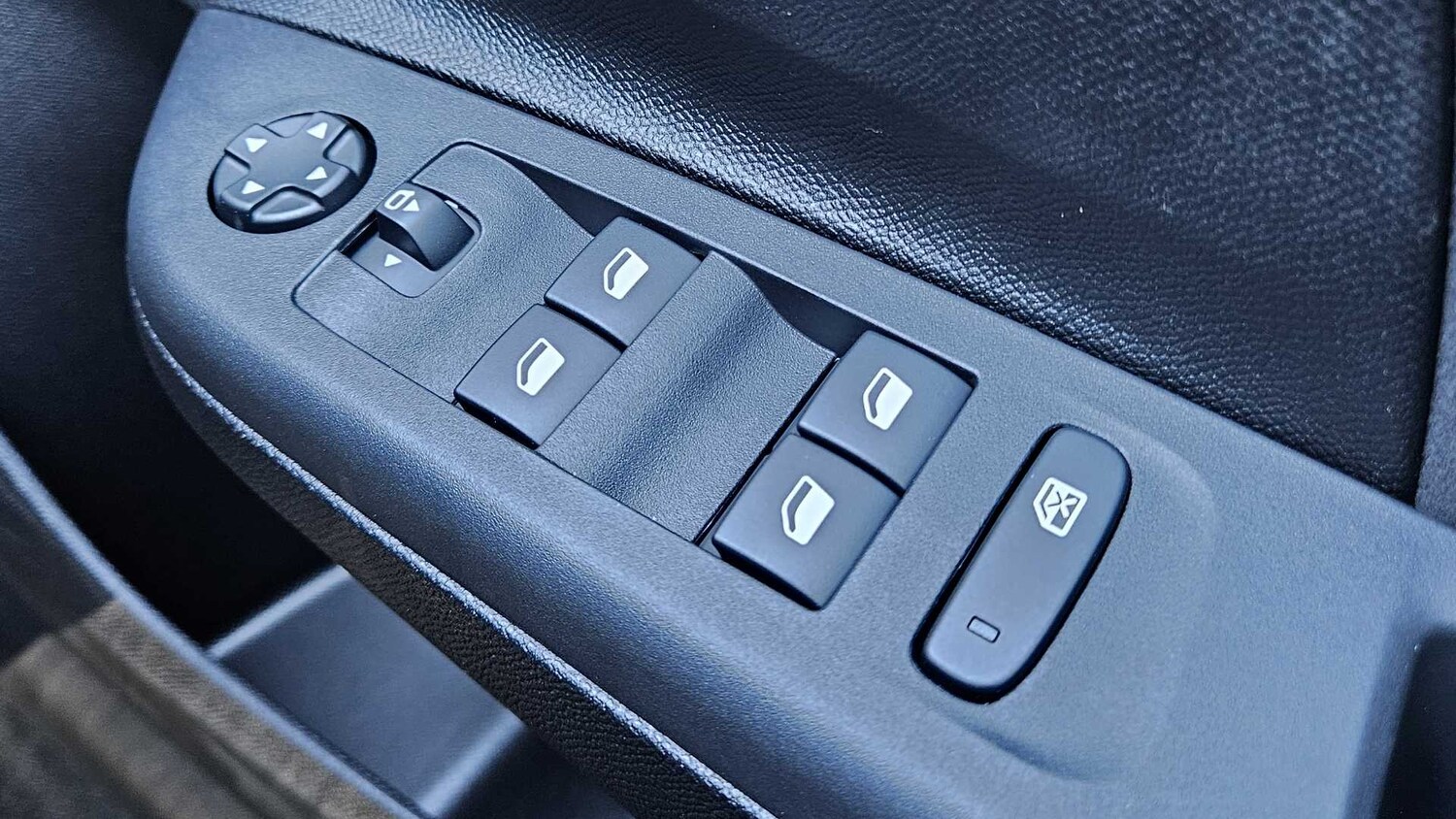 Used Vauxhall Corsa for sale - 78118620: Photo 34