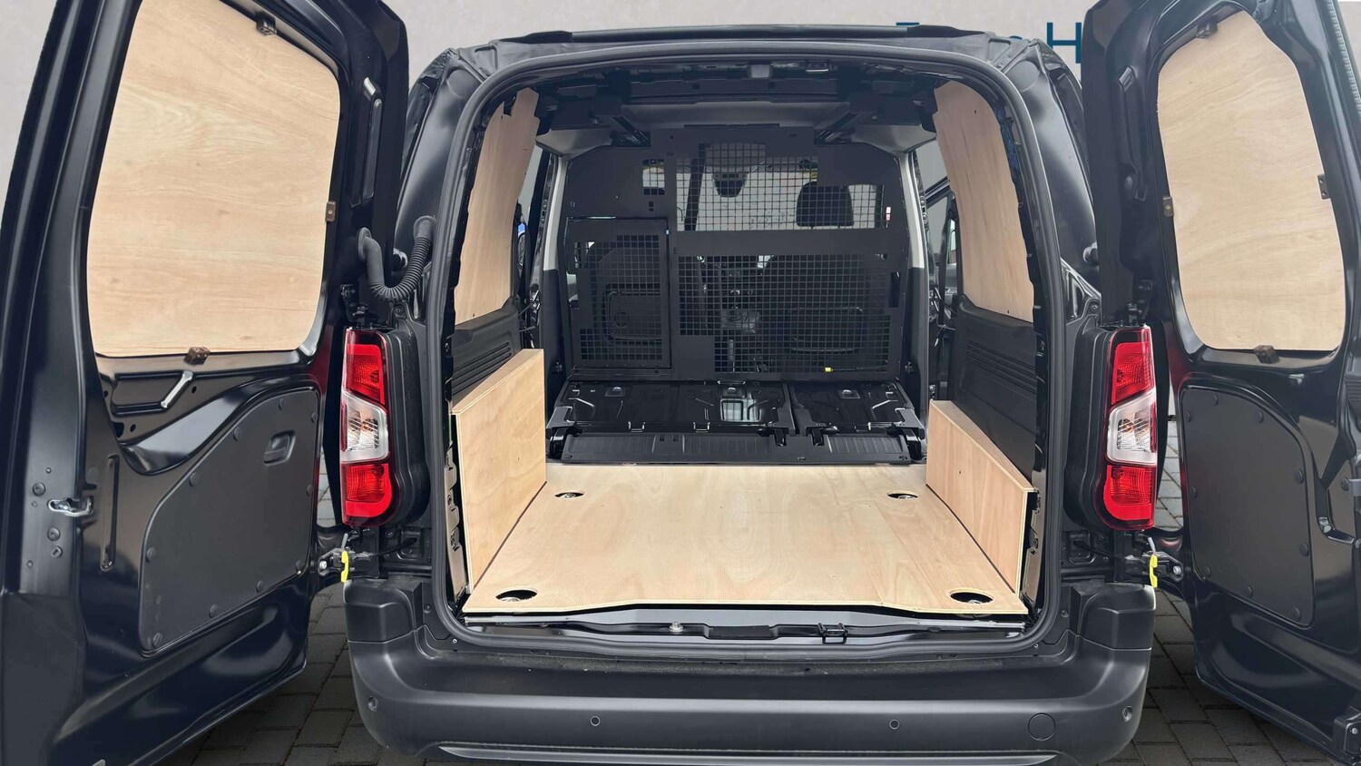 Used Vauxhall Combo 2025 for sale - 77860686: Photo 7