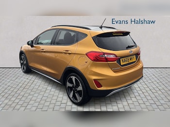 Used Ford Fiesta 2018 for sale - 77995806: Photo