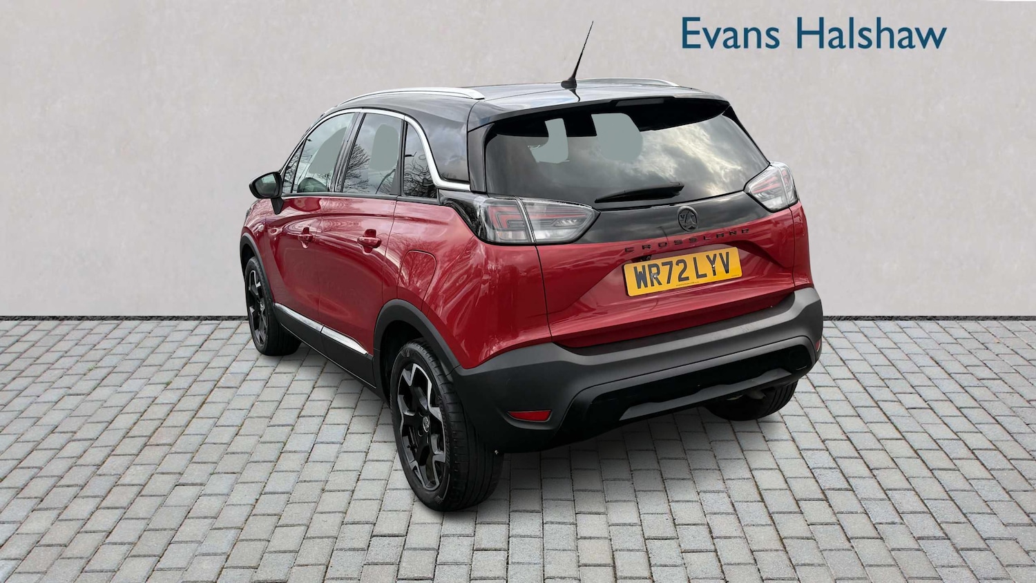 Used Vauxhall Crossland 2022 for sale - 77856865: Photo 2