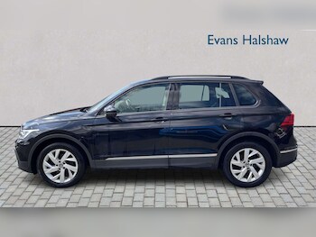 Used Volkswagen Tiguan 2023 for sale - 79002447: Photo