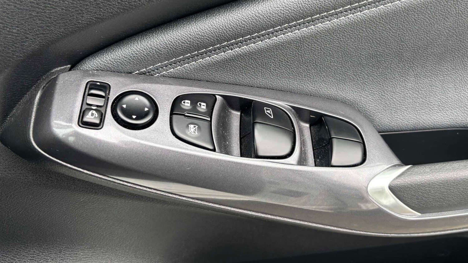 Used Nissan Juke 2022 for sale - 77972851: Photo 17