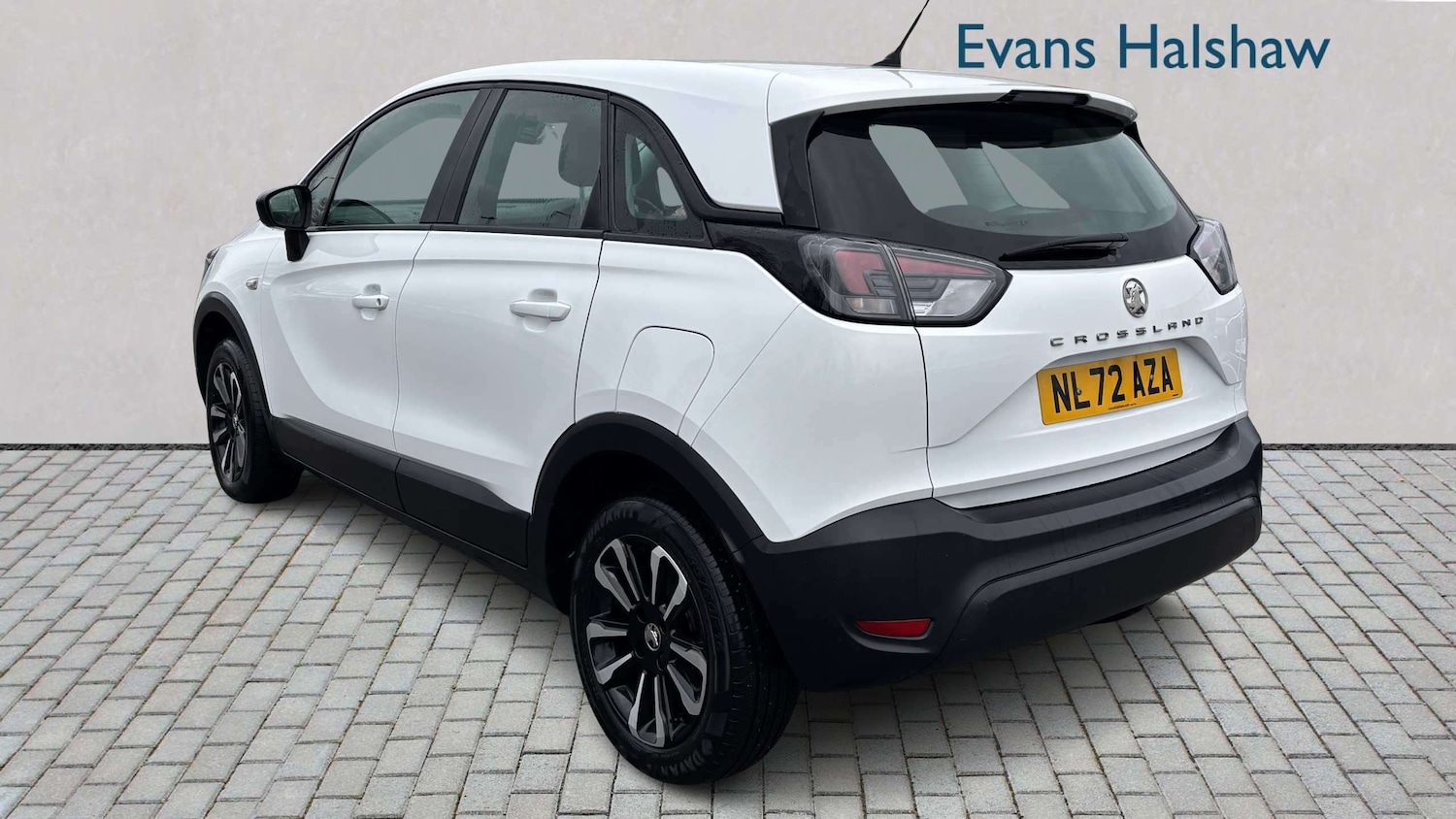 Used Vauxhall Crossland 2023 for sale - 77995887: Photo 3