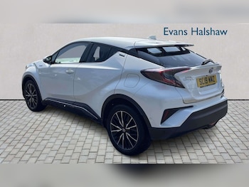Used Toyota C-HR 2019 for sale - 79251037: Photo