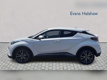 Used Toyota C-HR 2019 for sale - 79251037: Photo