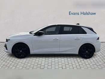 Used Vauxhall Astra 2025 for sale - 78037680: Photo