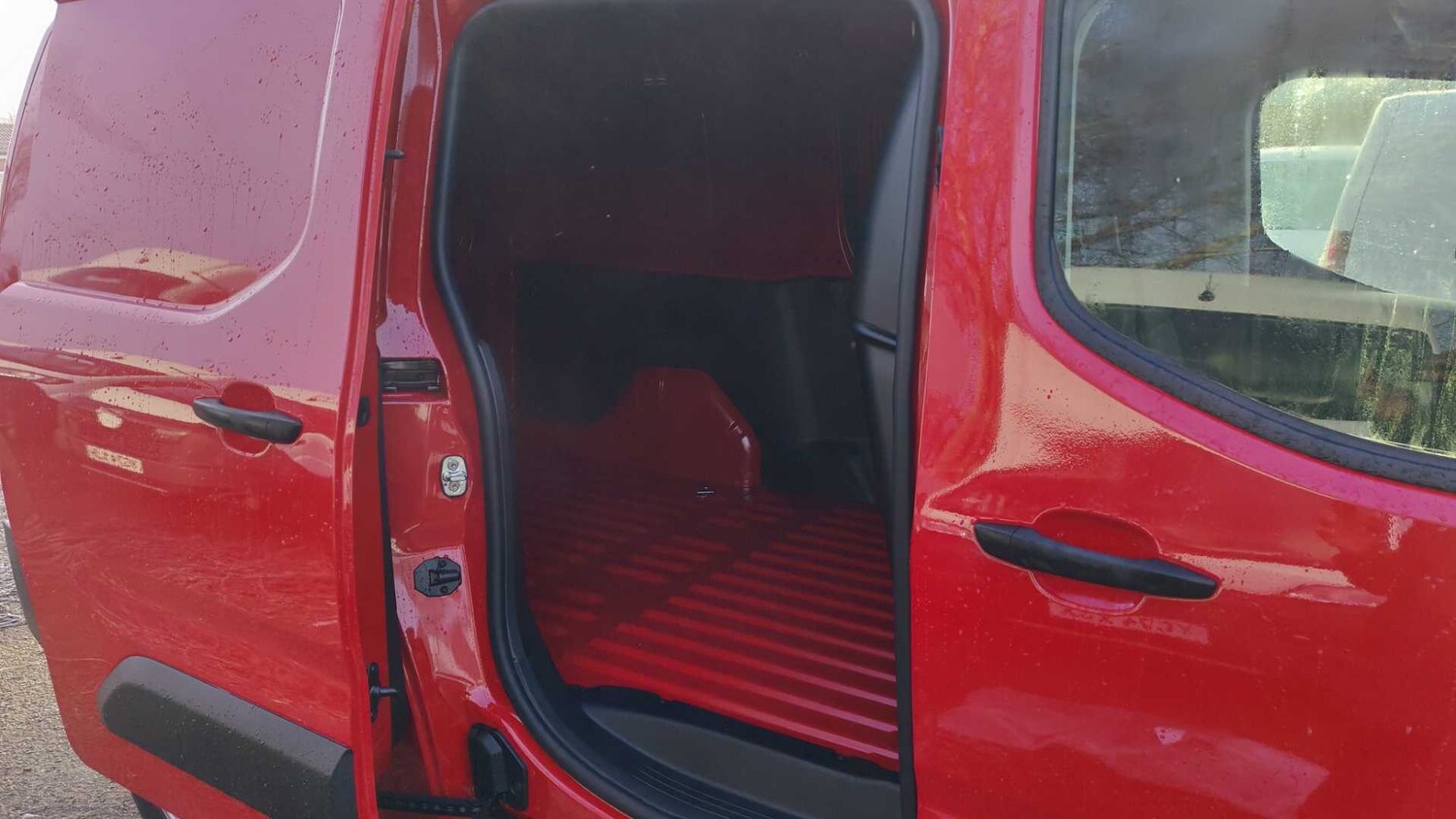 Used Peugeot Partner 2024 for sale - 77857633: Photo 25