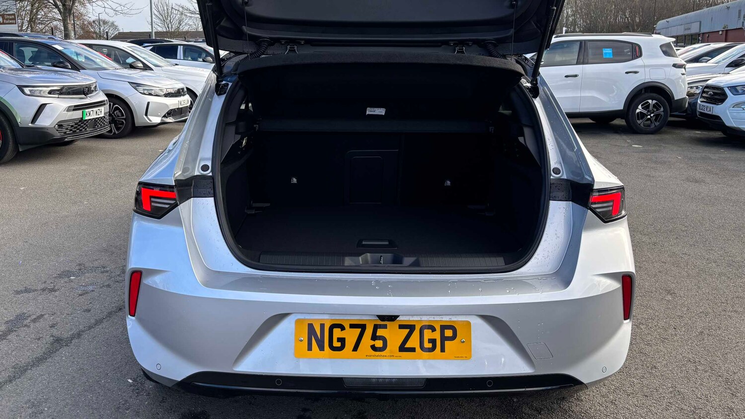 Used Vauxhall Astra for sale - 77861384: Photo 8