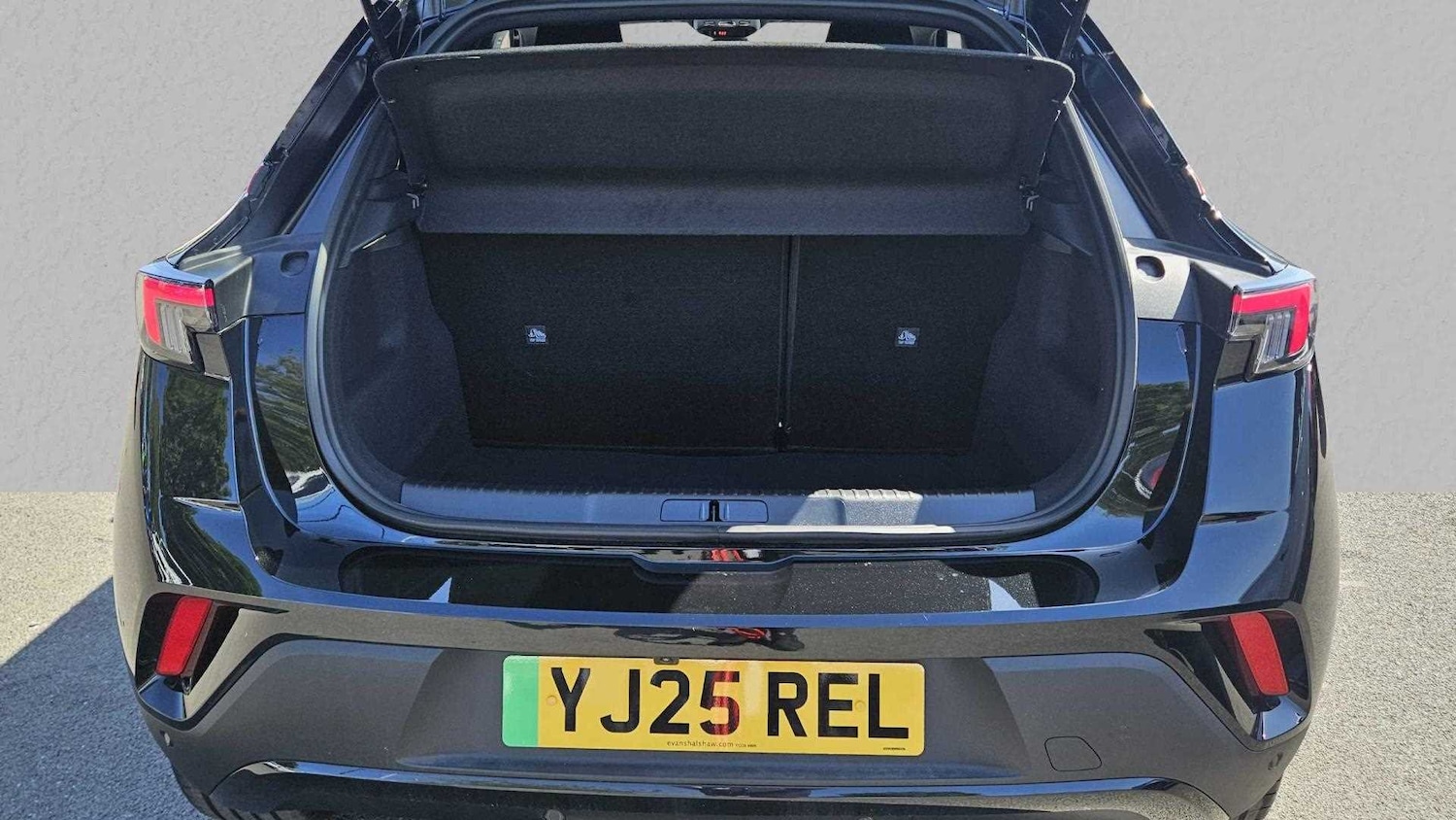 Used Vauxhall Mokka 2025 for sale - 78024090: Photo 17