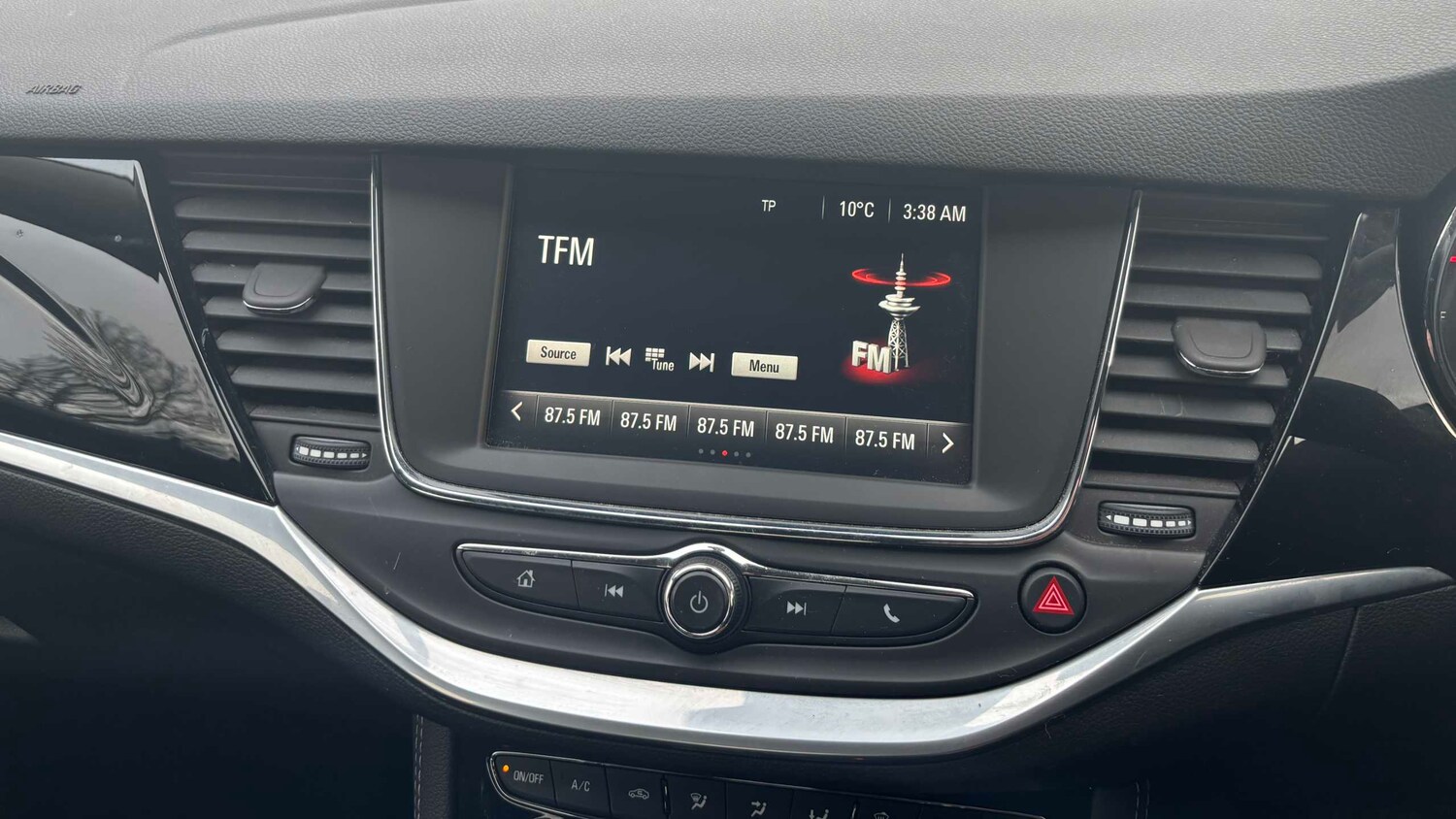 Used Vauxhall Astra for sale - 77861939: Photo 11