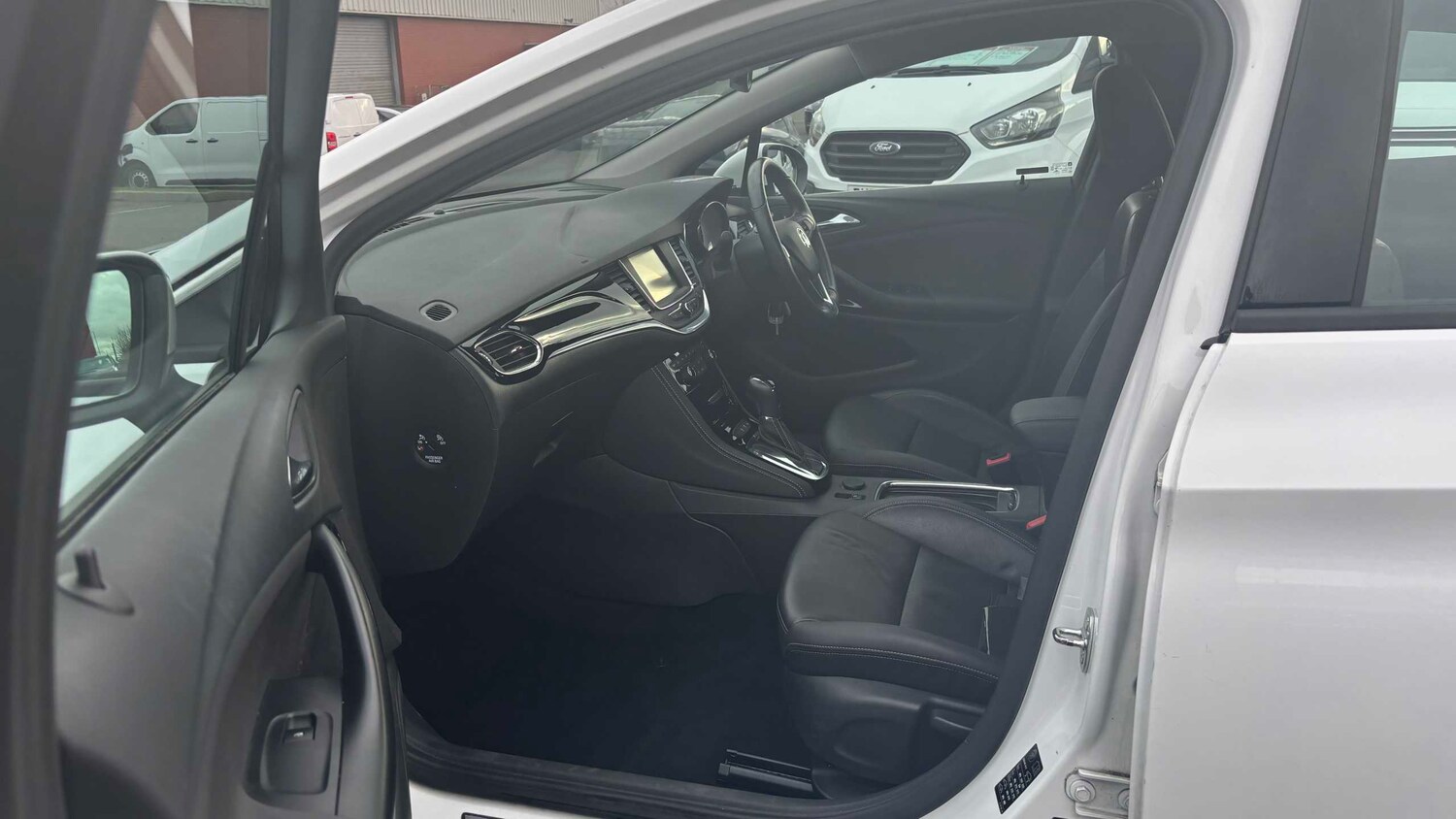 Used Vauxhall Astra for sale - 77861939: Photo 18