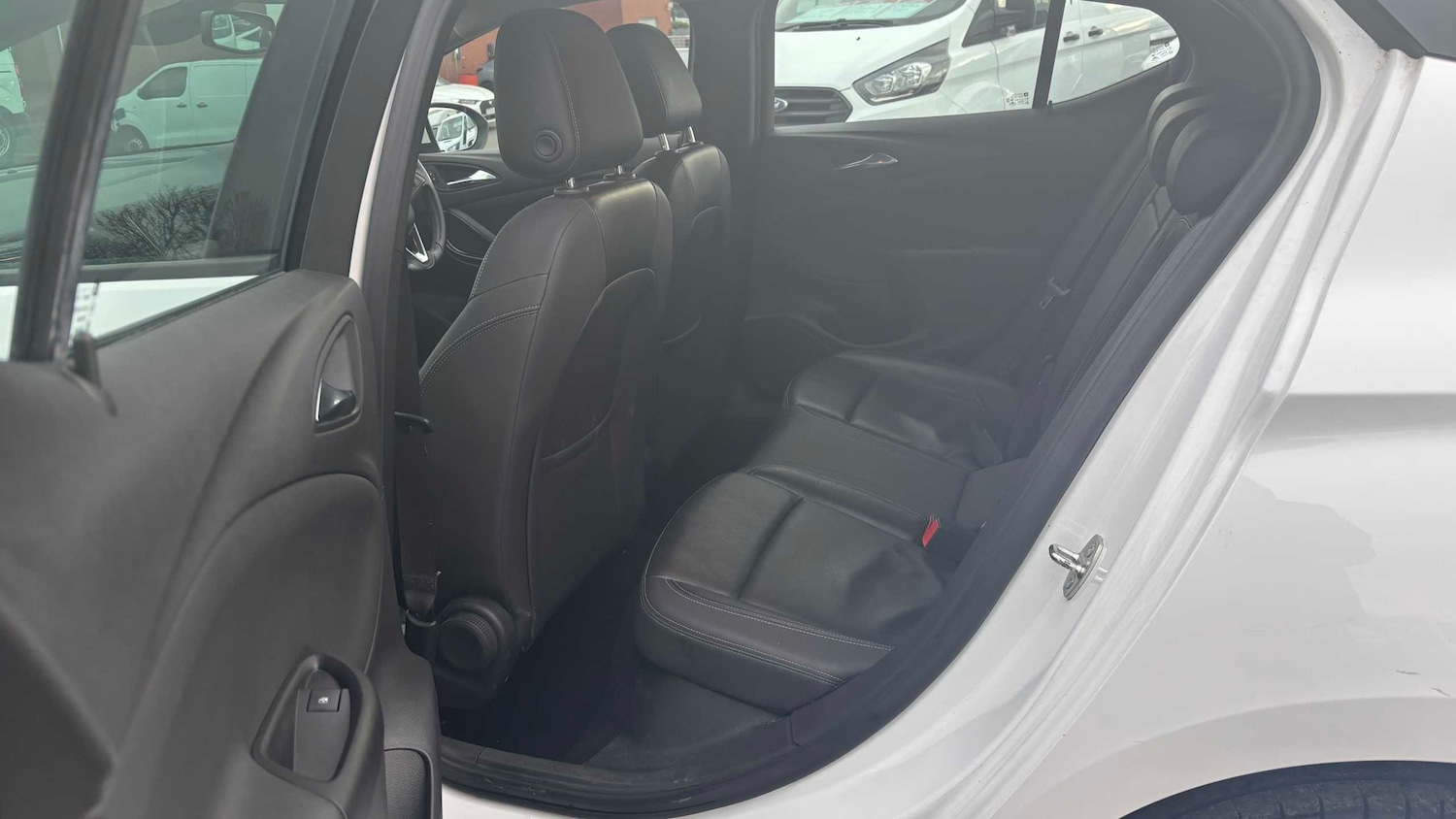 Used Vauxhall Astra for sale - 77861939: Photo 19