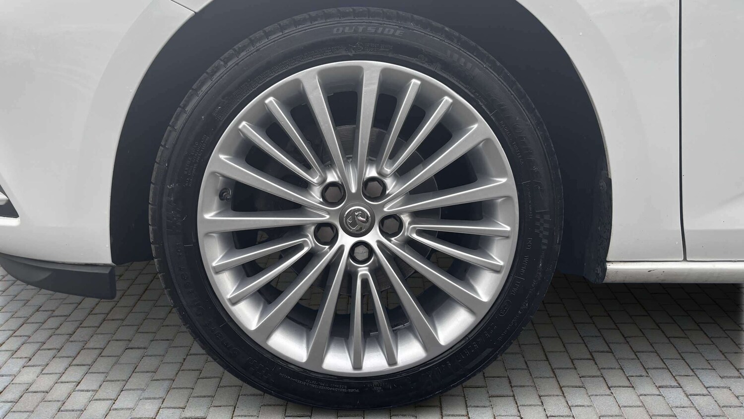 Used Vauxhall Astra for sale - 77861939: Photo 6