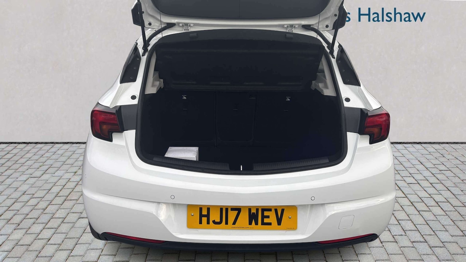 Used Vauxhall Astra for sale - 77861939: Photo 7