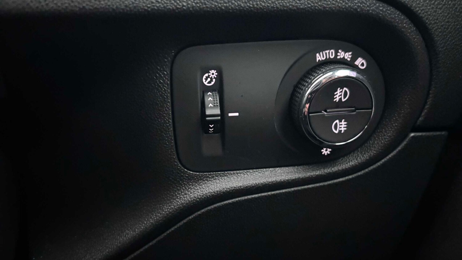 Used Vauxhall Grandland for sale - 77861987: Photo 16