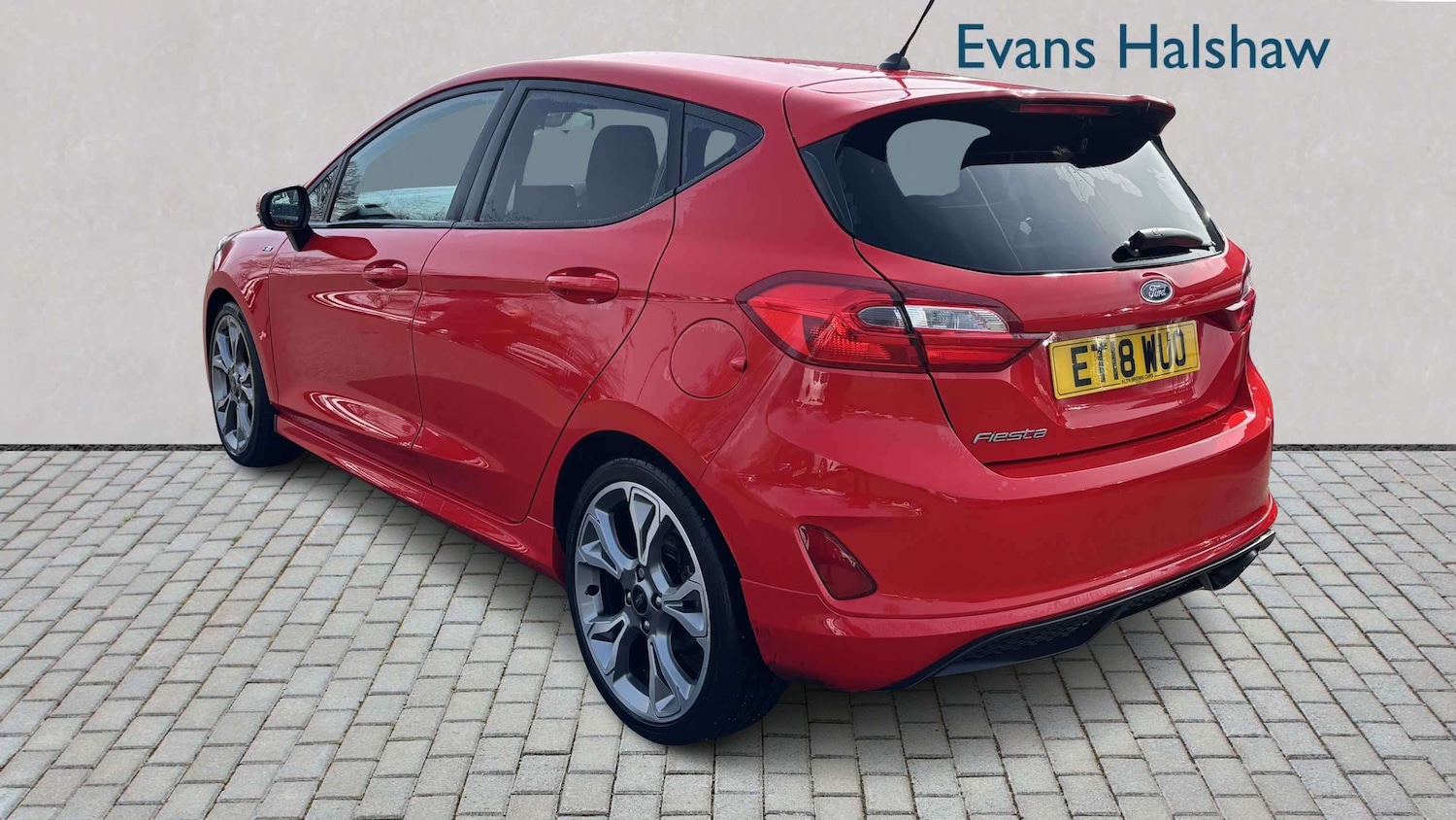 Used Ford Fiesta 2018 for sale - 77972825: Photo 2