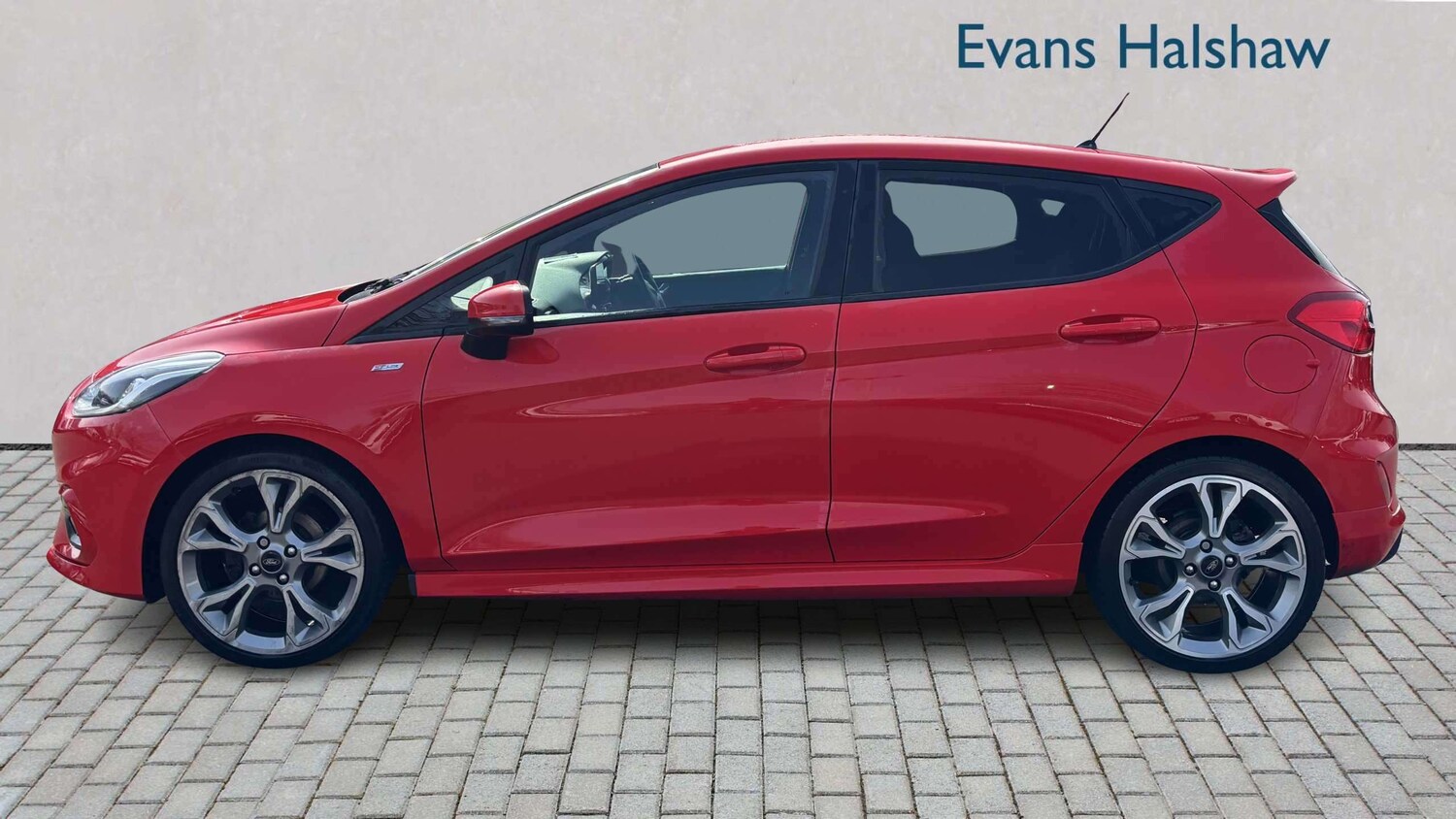 Used Ford Fiesta 2018 for sale - 77972825: Photo 3