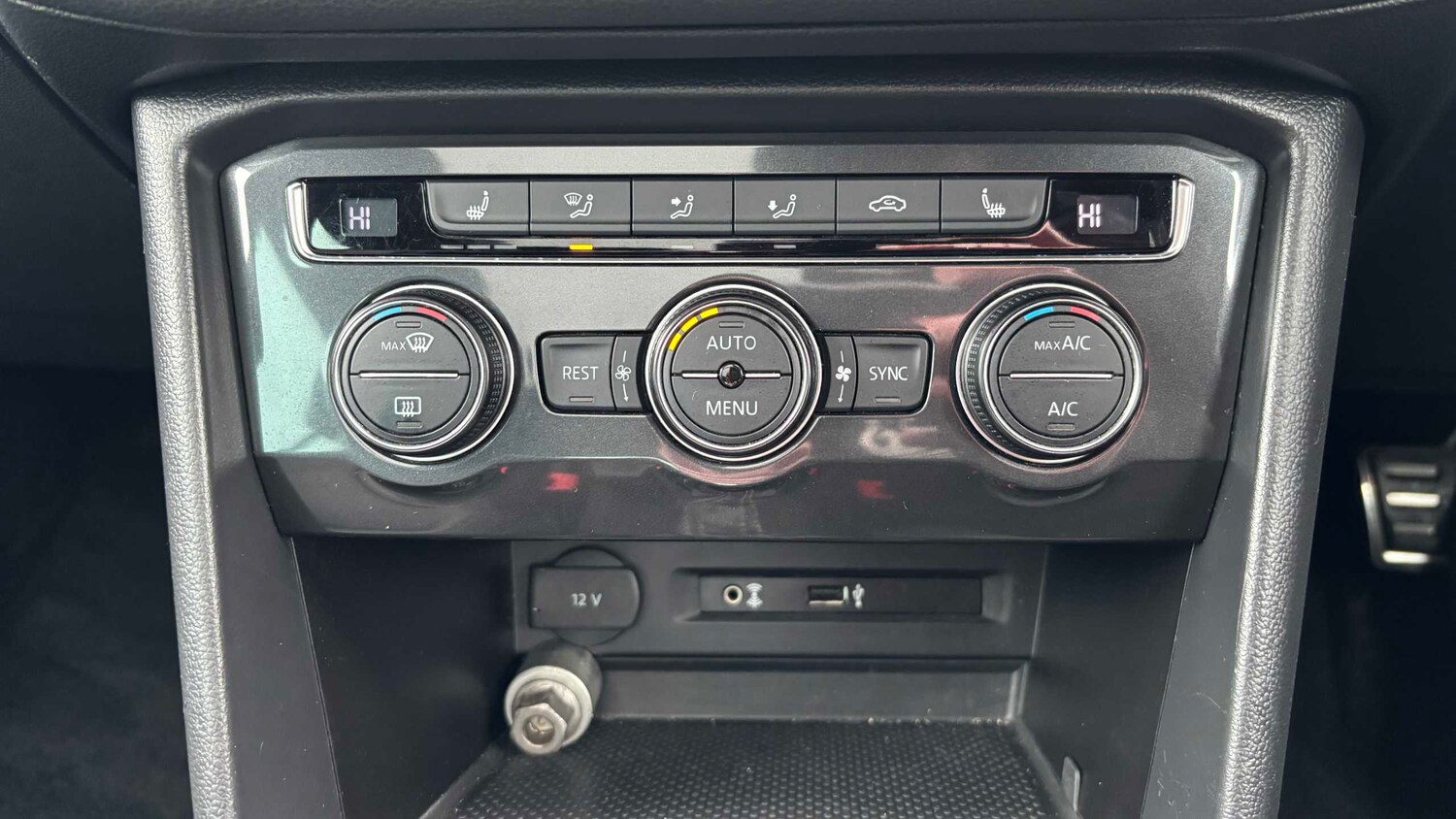 Used Volkswagen Tiguan for sale - 77861019: Photo 14