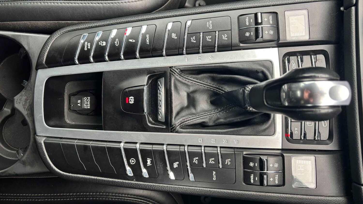 Used Porsche Macan for sale - 77861711: Photo 15