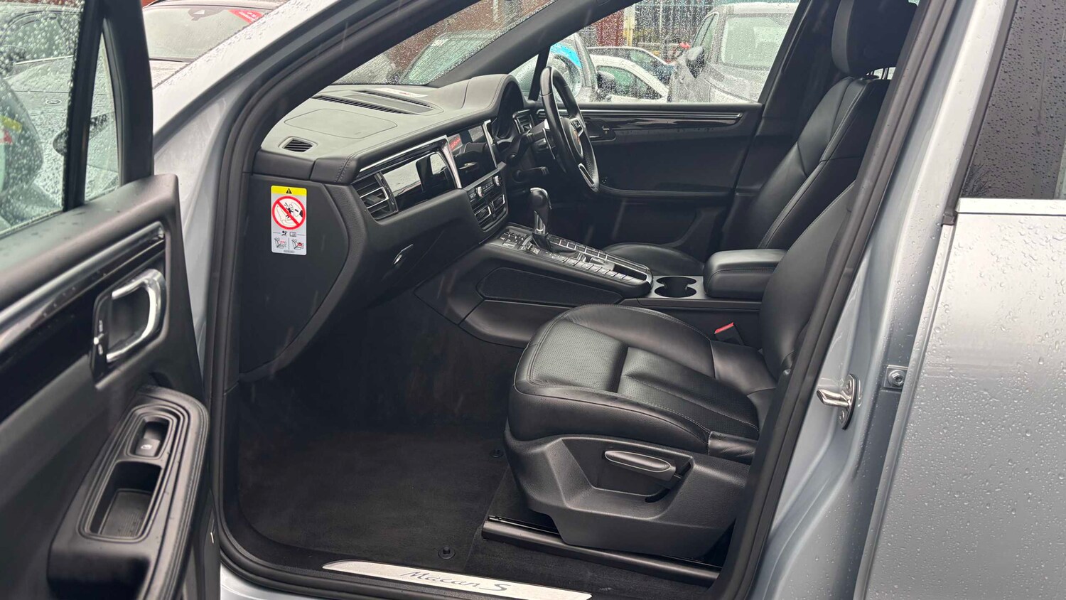 Used Porsche Macan for sale - 77861711: Photo 19