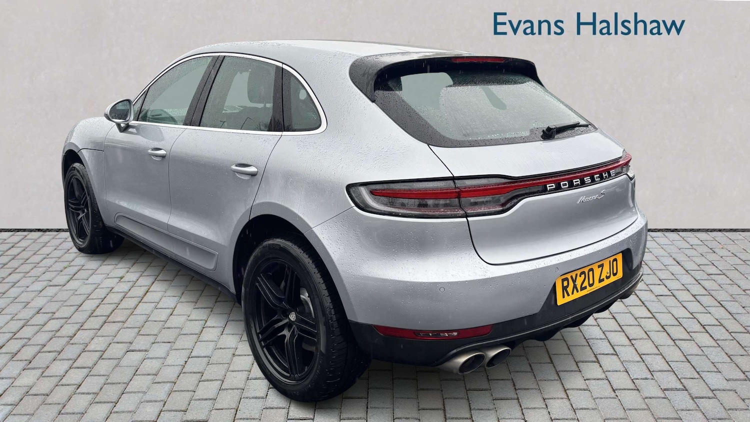 Used Porsche Macan for sale - 77861711: Photo 2
