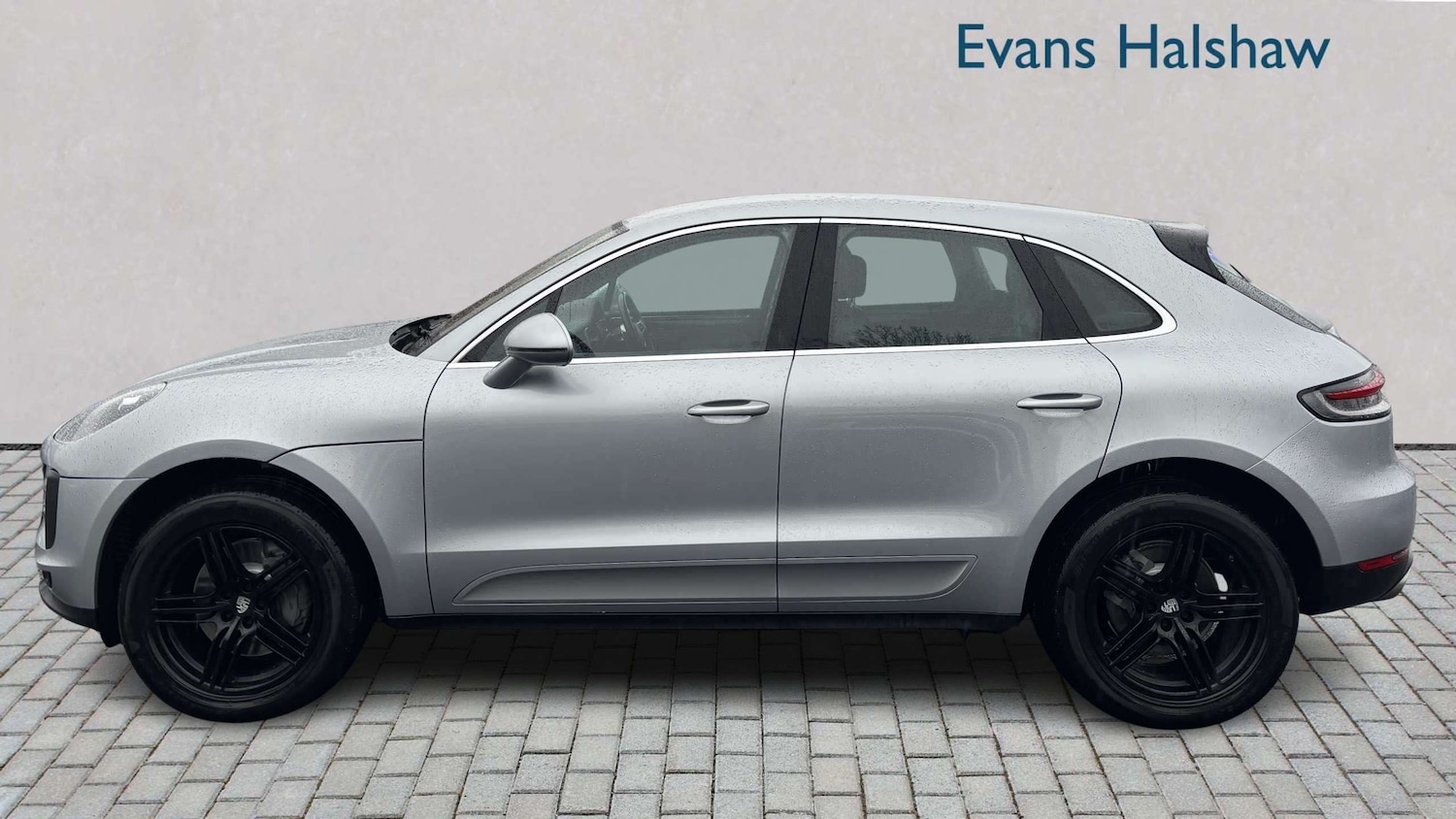 Used Porsche Macan for sale - 77861711: Photo 3