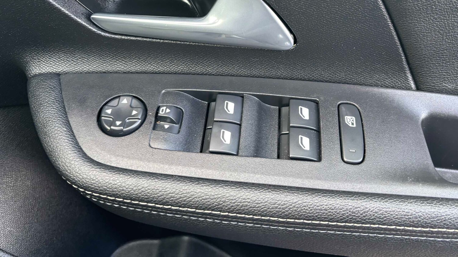 Used Vauxhall Mokka 2025 for sale - 77857141: Photo 17