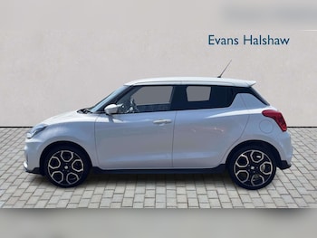 Used Suzuki Swift 2022 for sale - 79172268: Photo