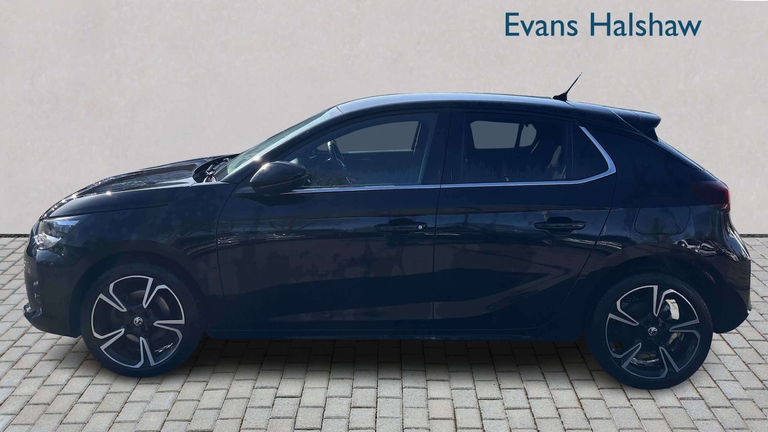 Used Vauxhall Corsa for sale - 77862196: Photo 3