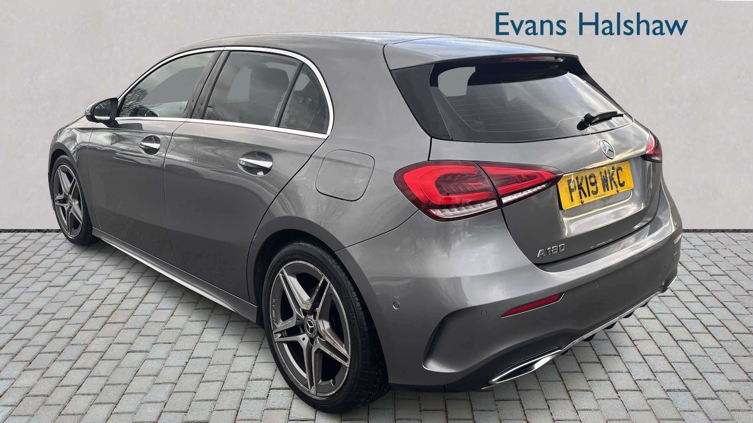 Used Mercedes-Benz A-Class 2019 for sale - 77859008: Photo 2