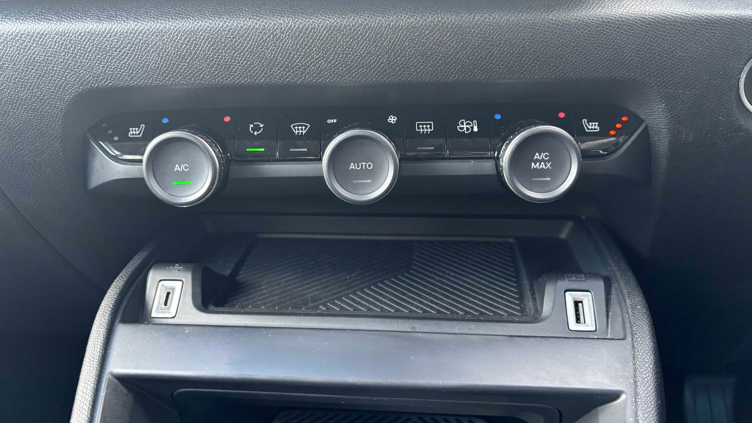 Used Citroen C4 2024 for sale - 77859828: Photo 14