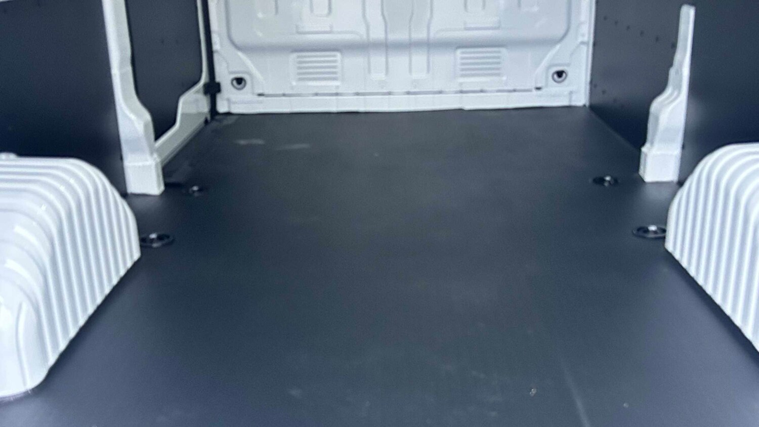 Used Maxus Deliver 9 2025 for sale - 77858306: Photo 13