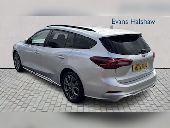 Used Ford Focus 2022 for sale - 78551003: Photo