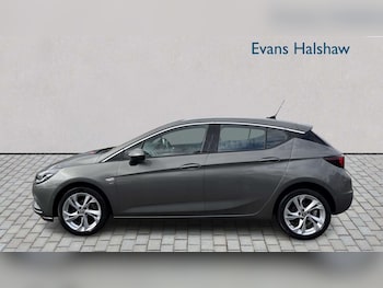 Used Vauxhall Astra 2018 for sale - 79204496: Photo