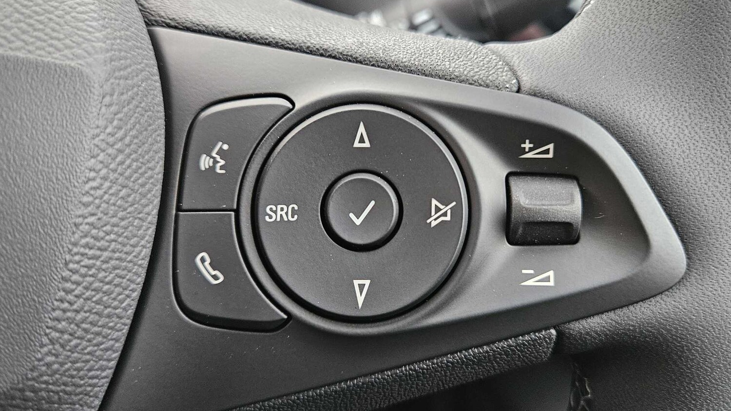 Used Vauxhall Corsa for sale - 77860605: Photo 31