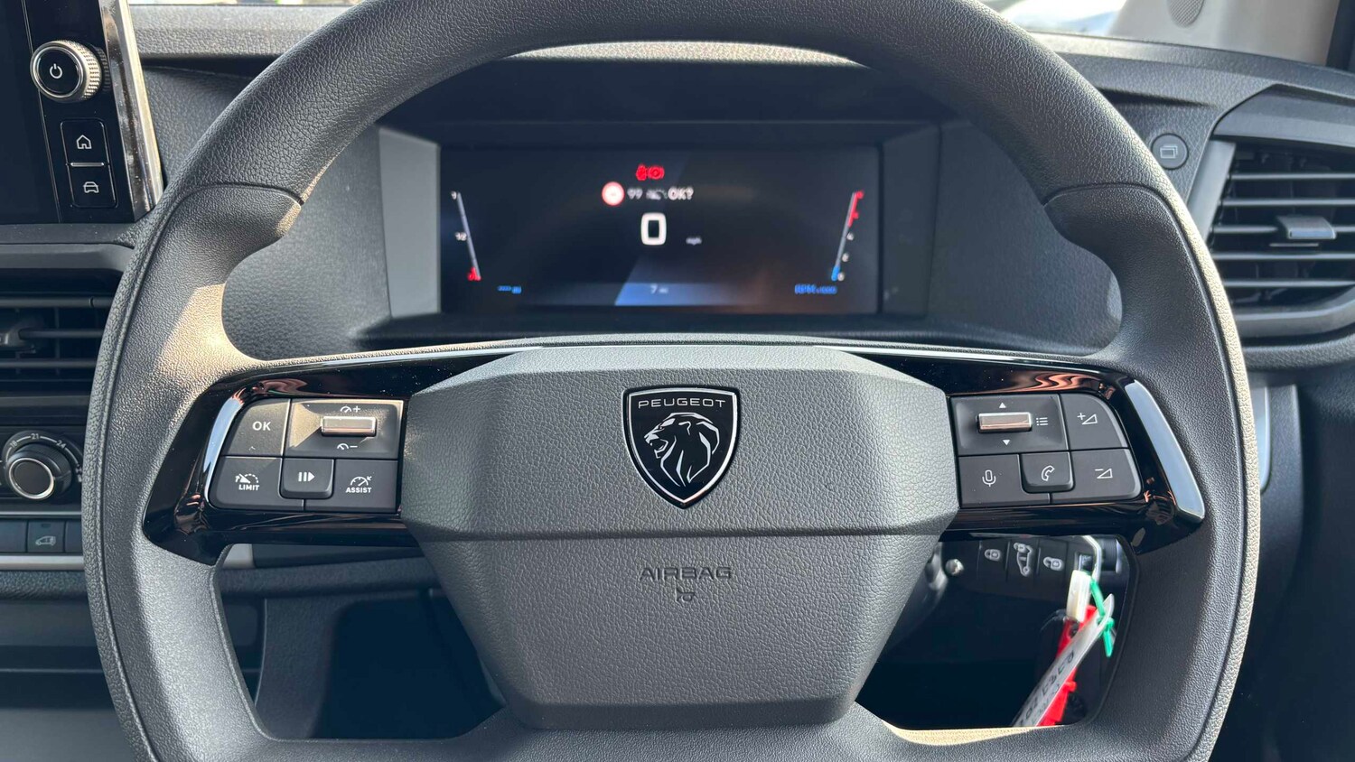 Used Peugeot Expert 2025 for sale - 77856905: Photo 8