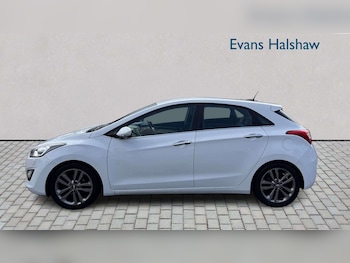 Used Hyundai i30 2015 for sale - 79390574: Photo
