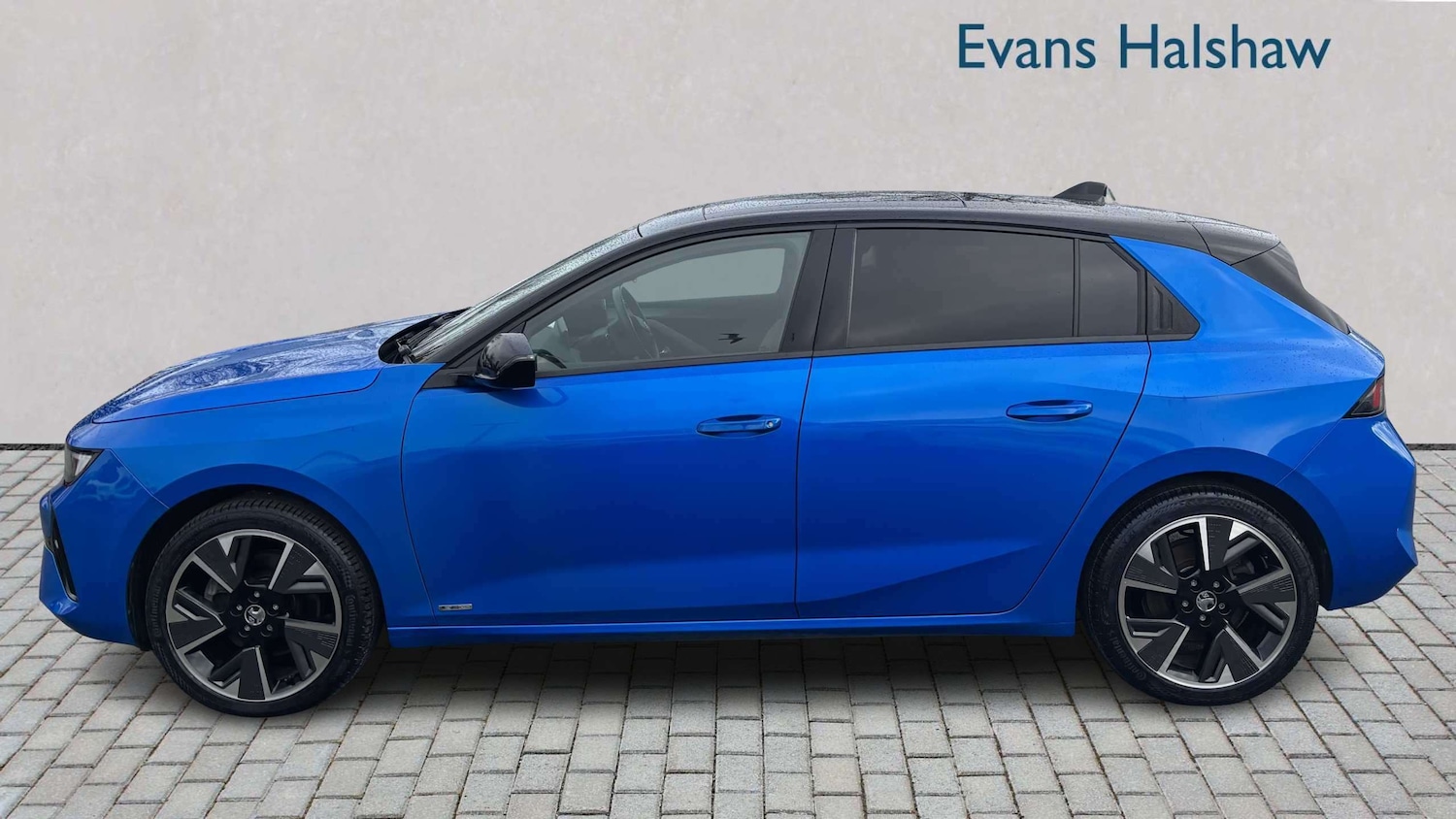 Used Vauxhall Astra for sale - 77860150: Photo 3