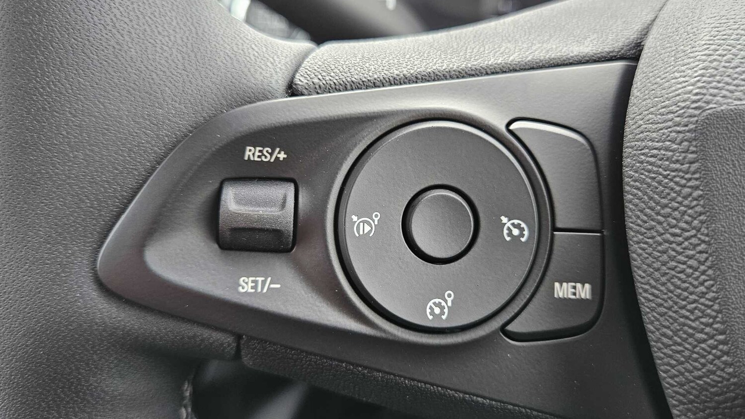 Used Vauxhall Corsa for sale - 77860932: Photo 31