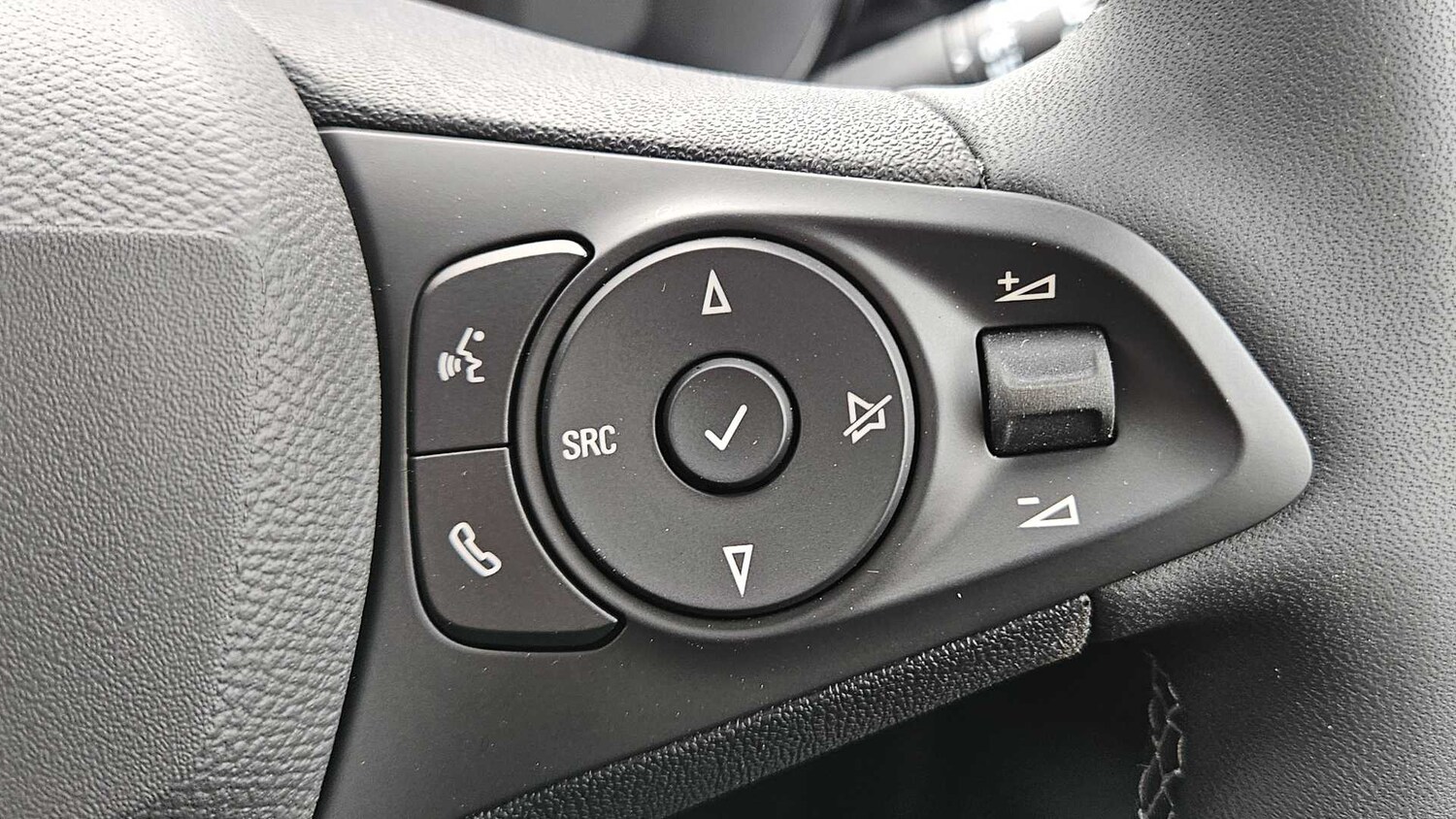 Used Vauxhall Corsa for sale - 77860932: Photo 32