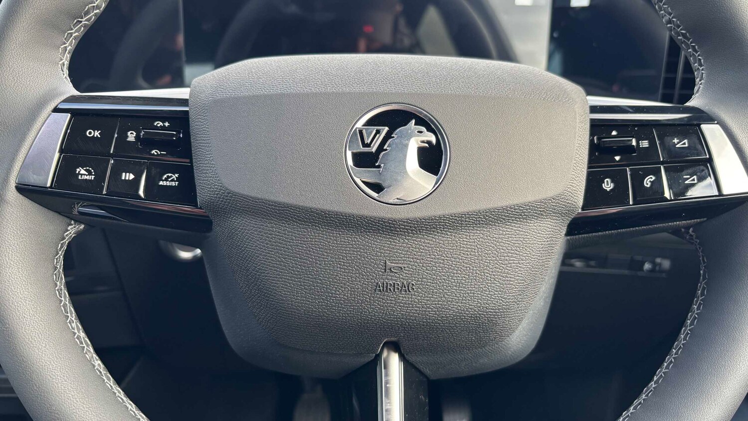 Used Vauxhall Astra for sale - 77860952: Photo 9