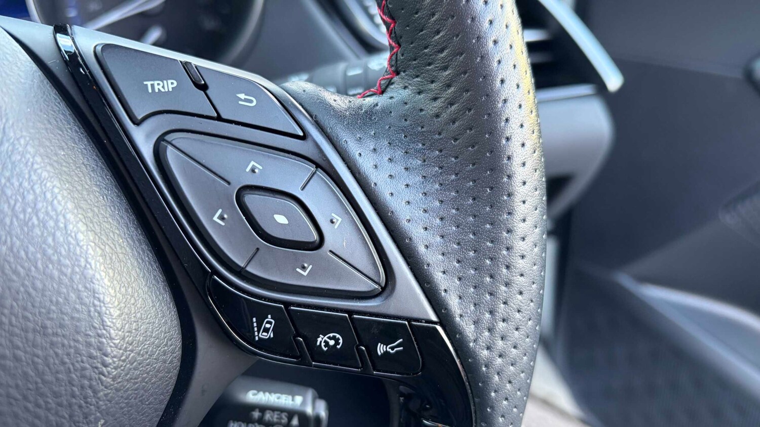 Used Toyota C-HR for sale - 77860572: Photo 13