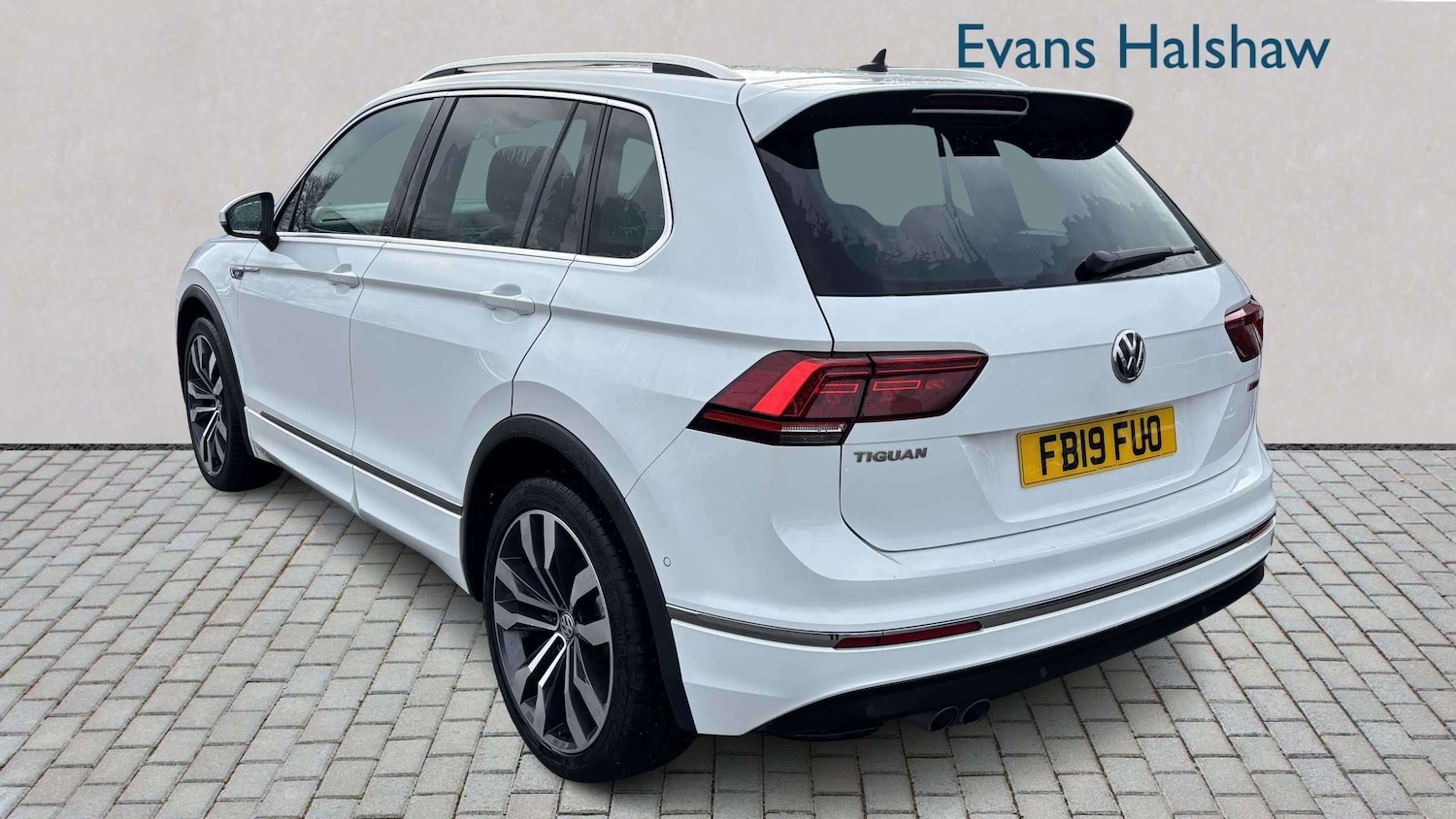 Used Volkswagen Tiguan for sale - 77862055: Photo 3