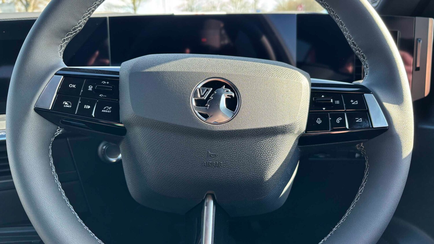 Used Vauxhall Astra 2025 for sale - 77858936: Photo 10