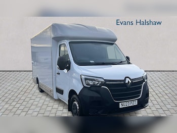 Renault Master feature image