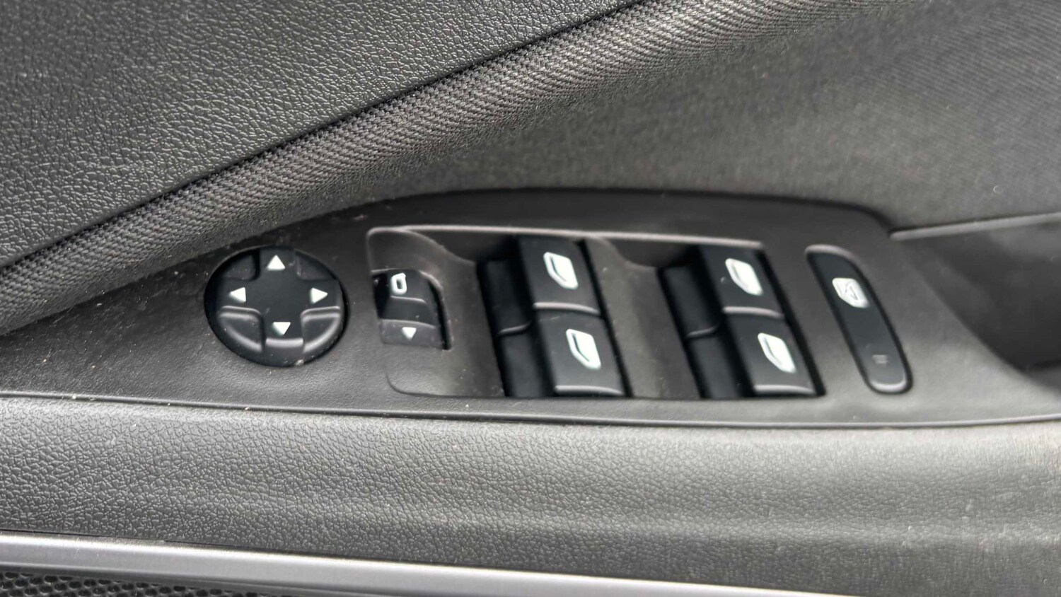 Used Vauxhall Crossland for sale - 77862335: Photo 16