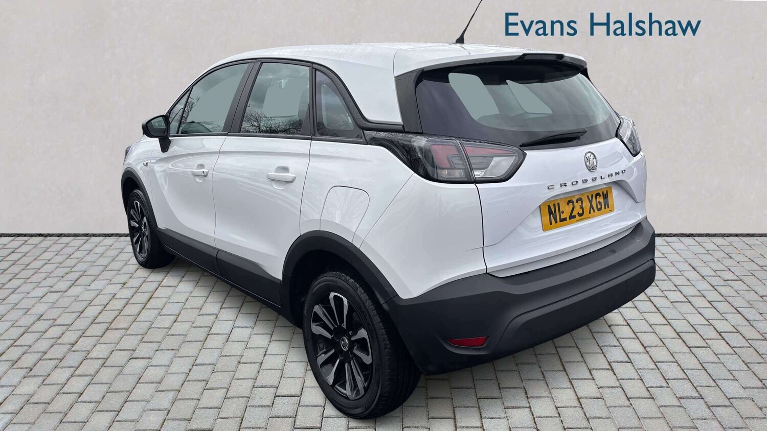 Used Vauxhall Crossland for sale - 77862335: Photo 2