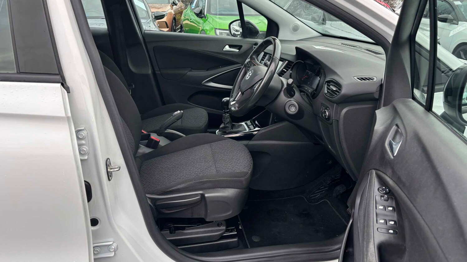 Used Vauxhall Crossland for sale - 77862335: Photo 8