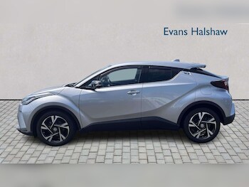 Used Toyota C-HR 2023 for sale - 78991378: Photo